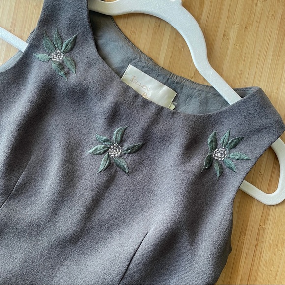 Embroidered Sleeveless Blouse - Picture 3 of 6